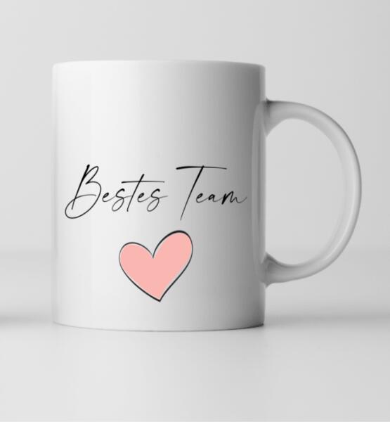 Paar mit Hund/en - Personalisierte Tasse